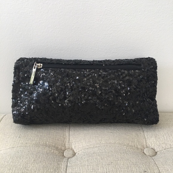 Victoria’s Secret Sequin Cosmetic Bag - Picture 2 of 5